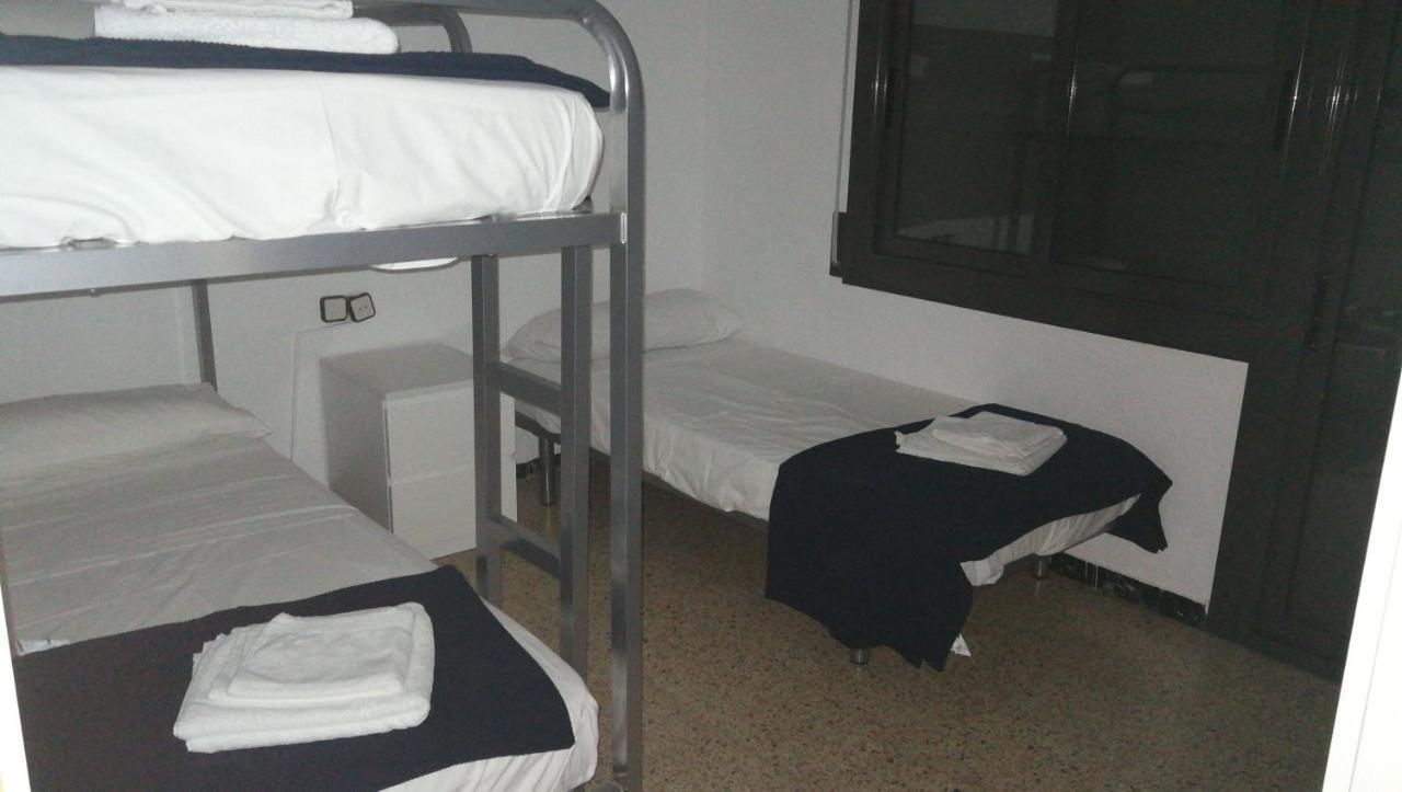 Holidays Domus Iano Esparraguera Екстер'єр фото