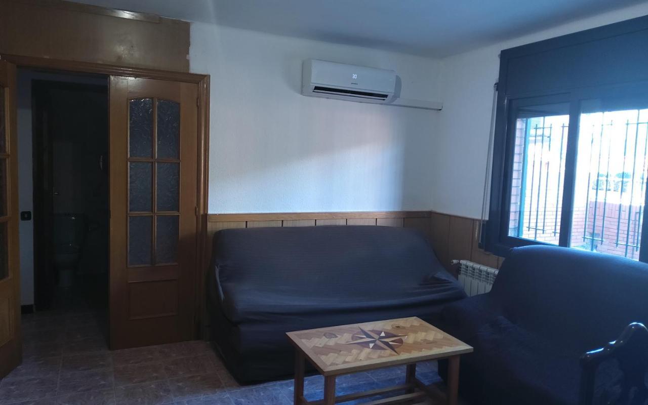 Holidays Domus Iano Esparraguera Екстер'єр фото