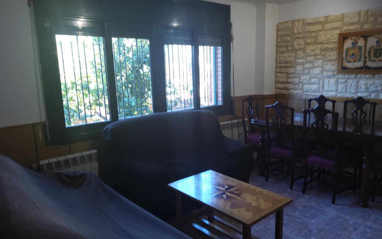 Holidays Domus Iano Esparraguera Екстер'єр фото