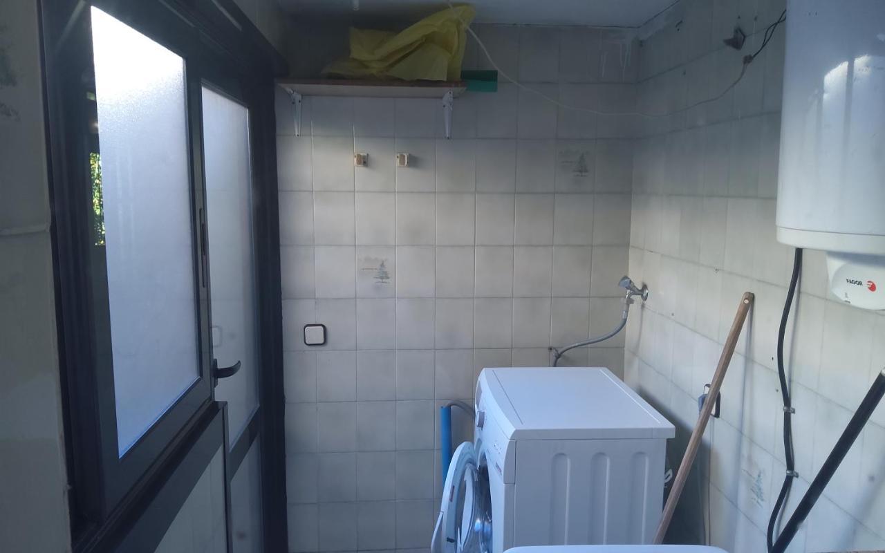 Holidays Domus Iano Esparraguera Екстер'єр фото