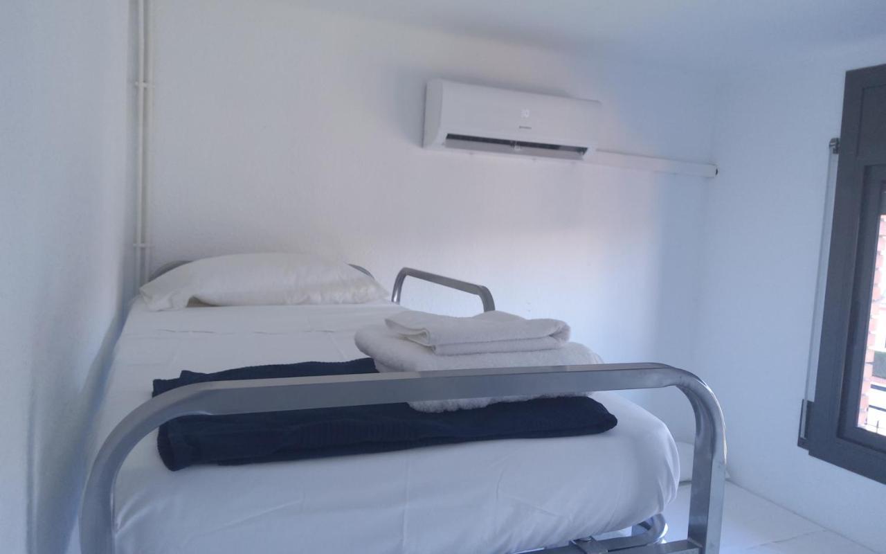 Holidays Domus Iano Esparraguera Екстер'єр фото