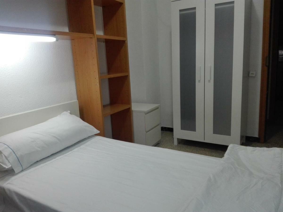 Holidays Domus Iano Esparraguera Екстер'єр фото