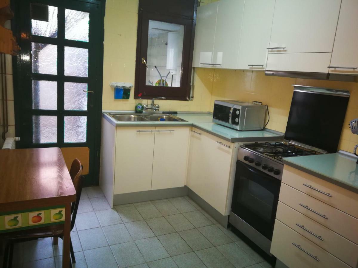 Holidays Domus Iano Esparraguera Екстер'єр фото